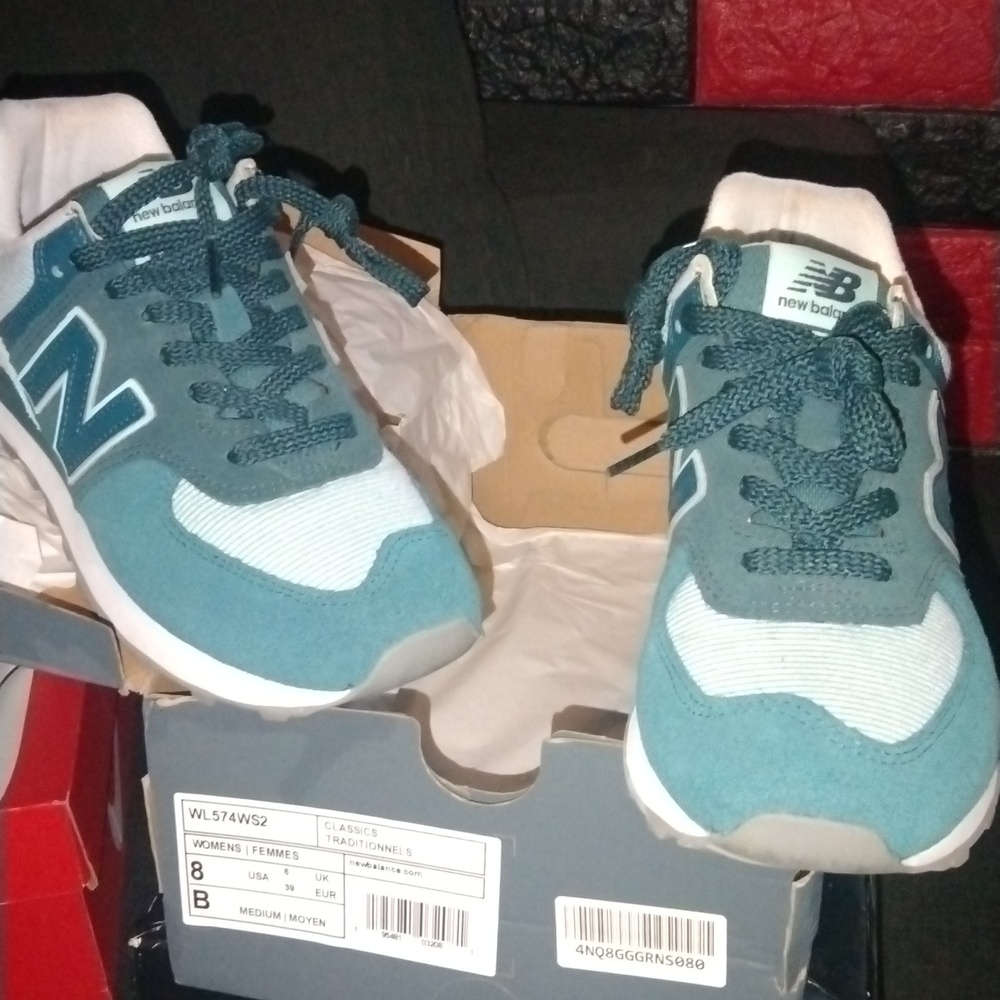 Softly used 8women New Balance